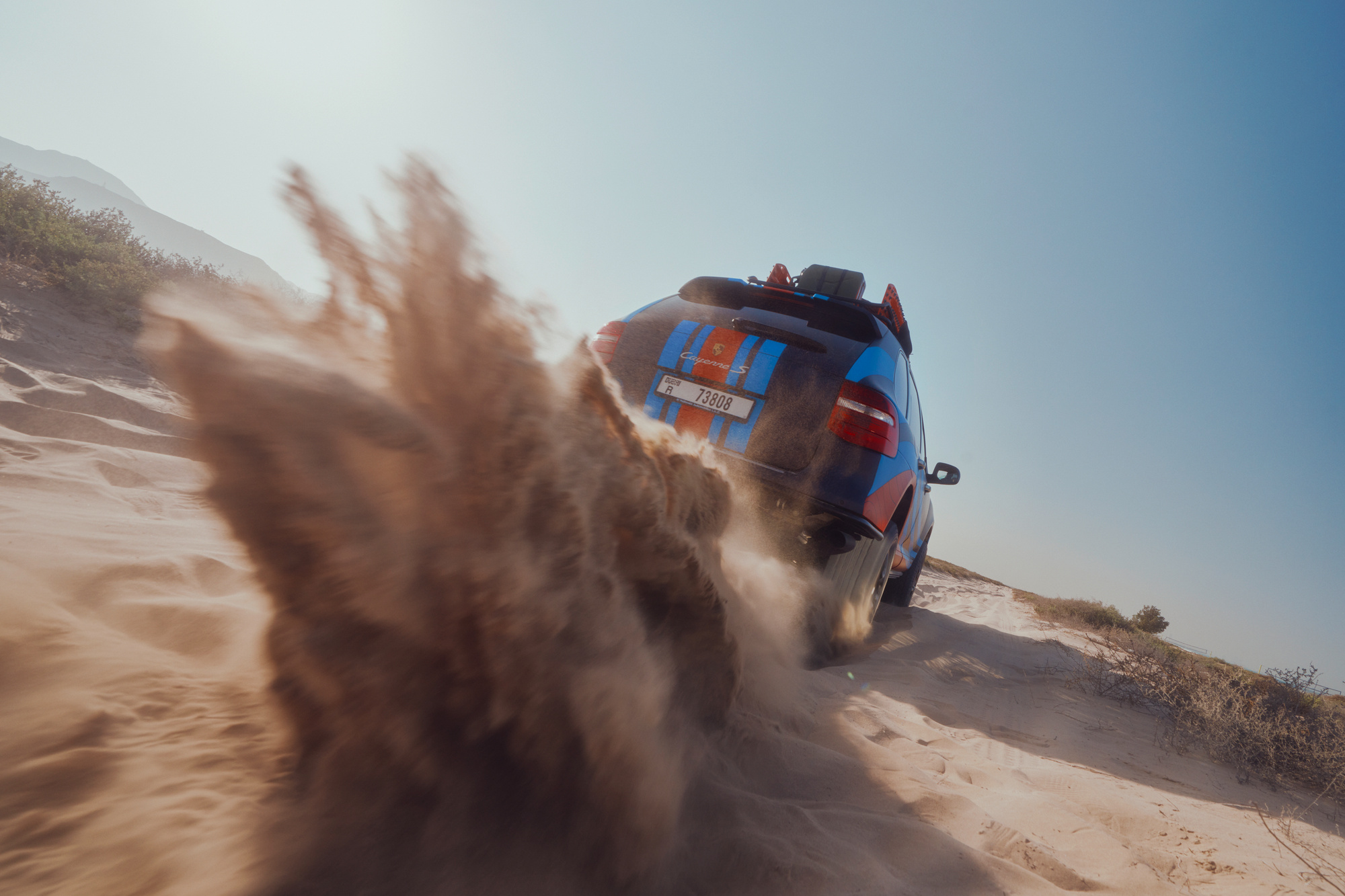 Porsche Cayenne — photograph 03