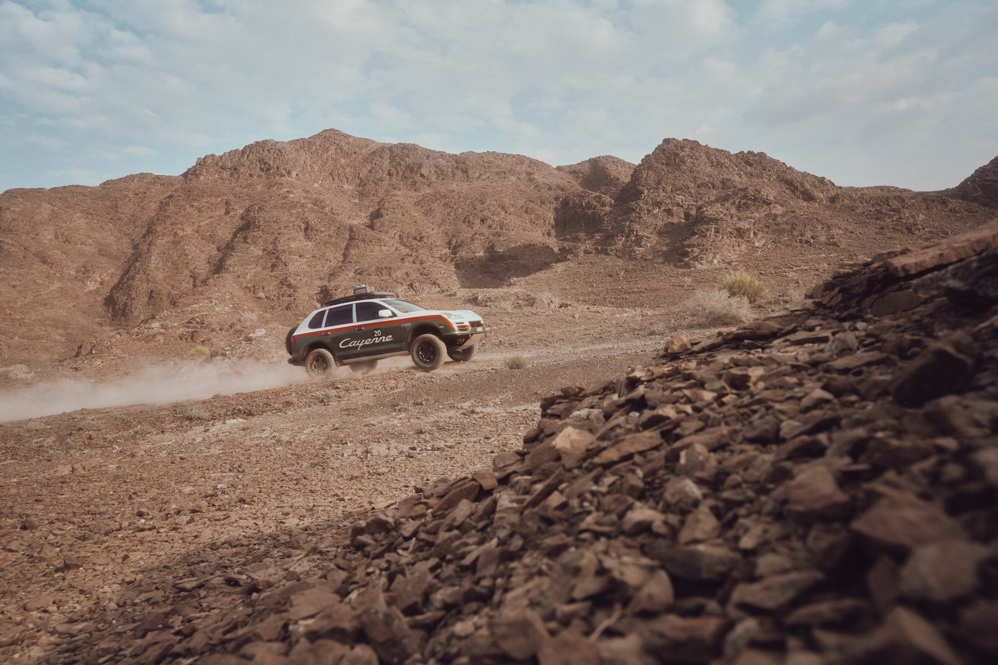 Porsche Cayenne — photograph 04