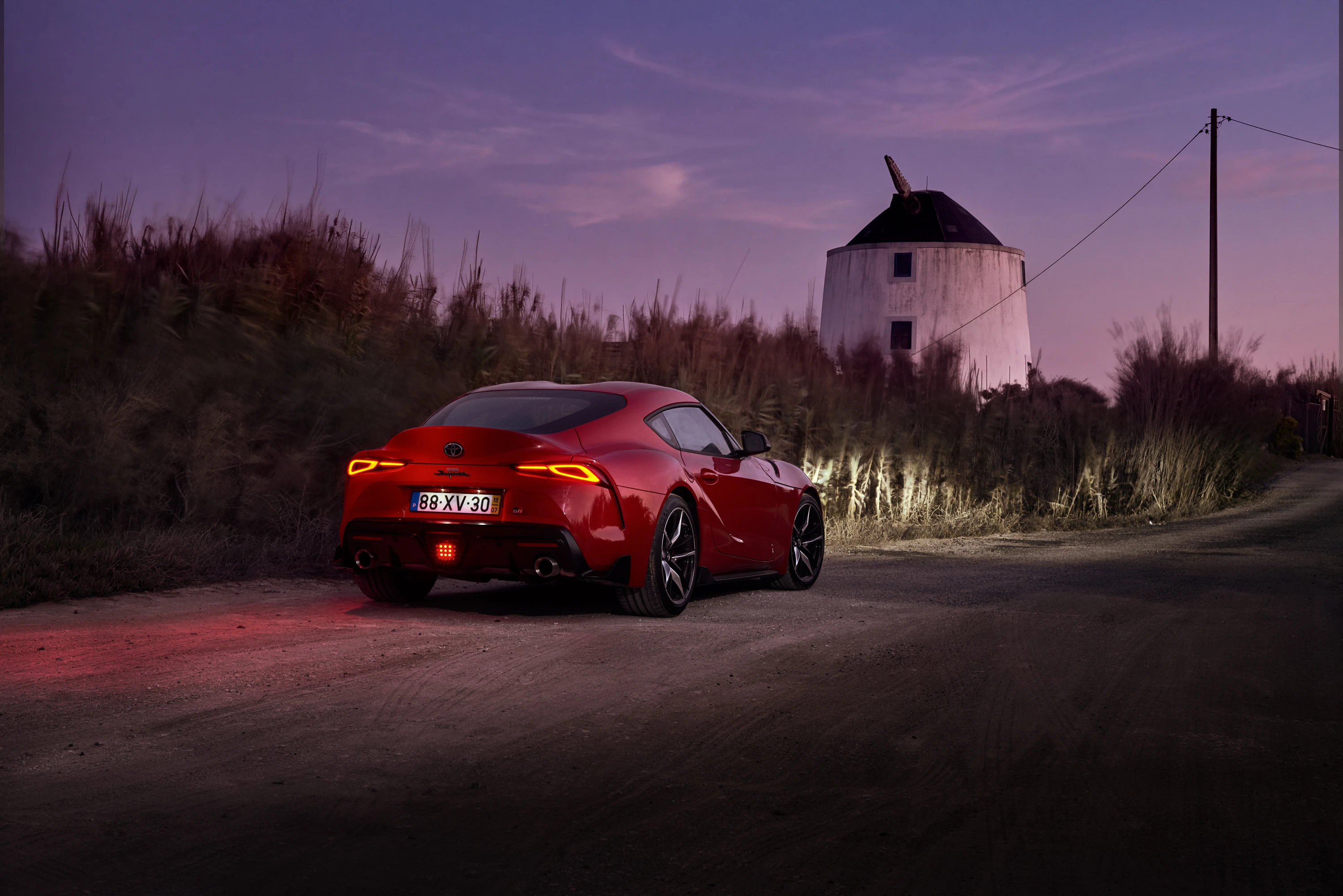 Toyota Supra — photograph 04