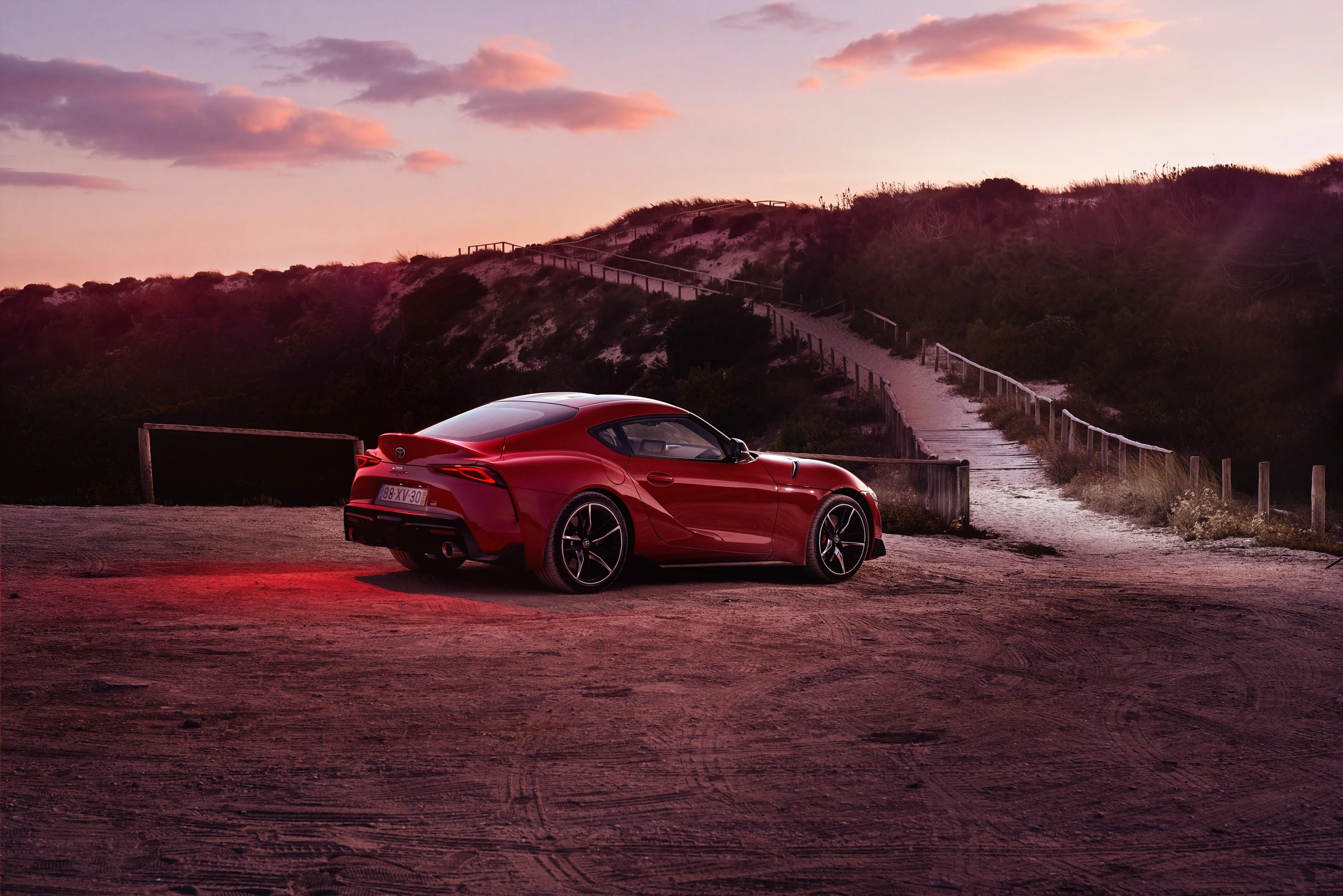 Toyota Supra — photograph 03